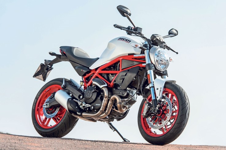 Ducati_Monster_79711
